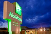 Holiday Inn on Nott Terrace
